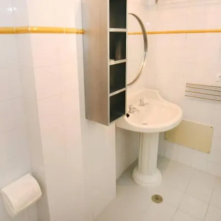 Apartment Casa A 50m Da Praia, Zona Da *