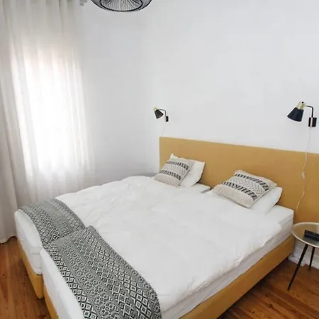 Casa A 50m Da Praia, Zona Da Nazare